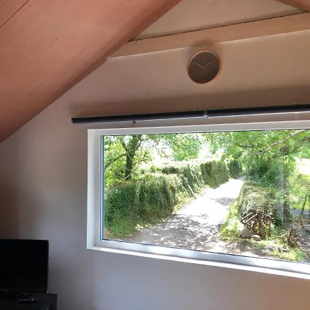 Lucy's Loft Apartman *