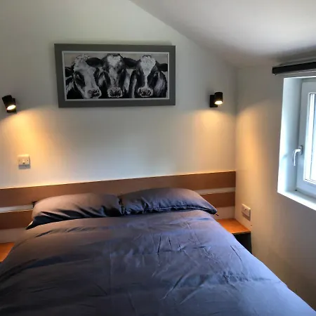 Lucy's Loft Apartman *